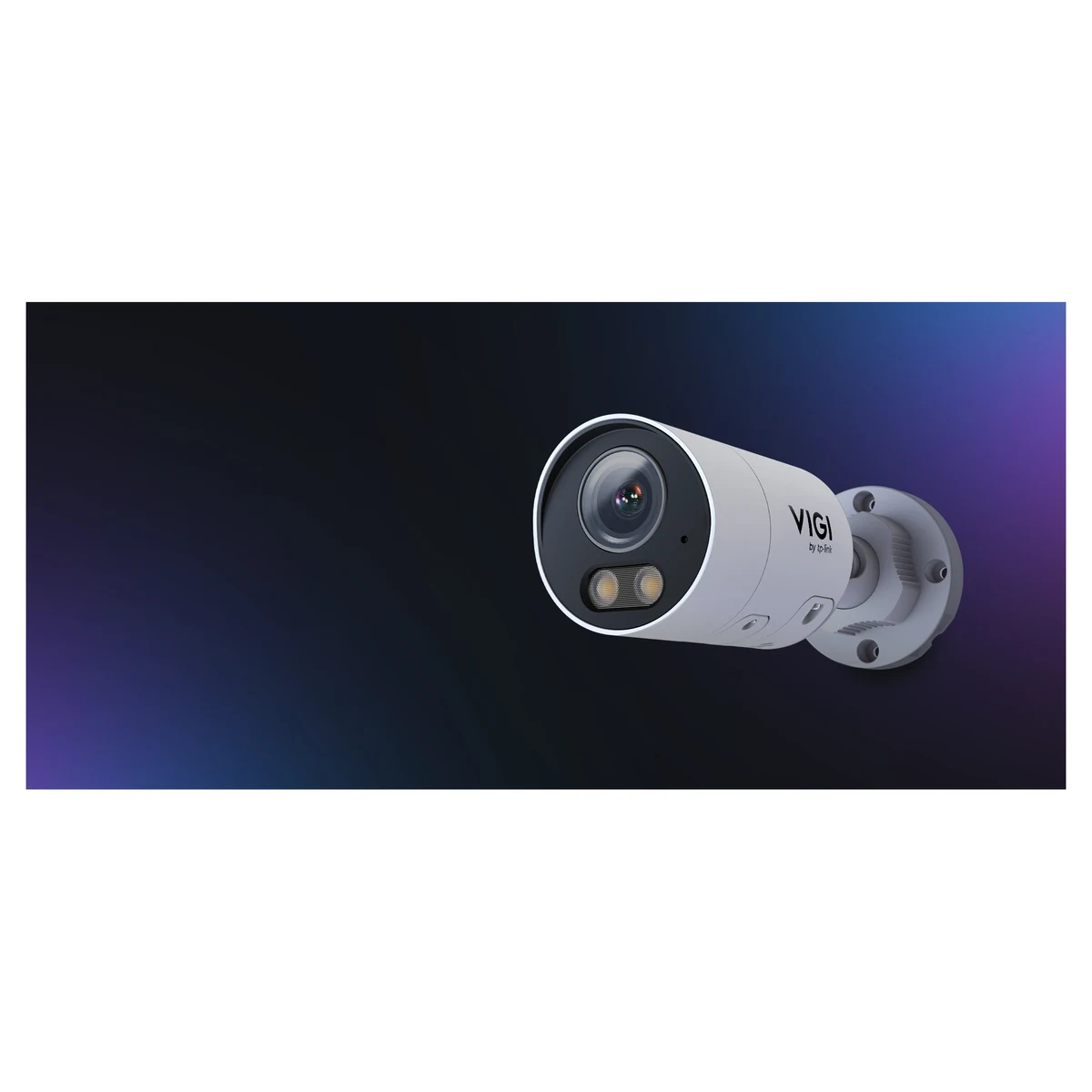 Witte bulletcamera schuin van voren op een donkerpaarse achtergrond