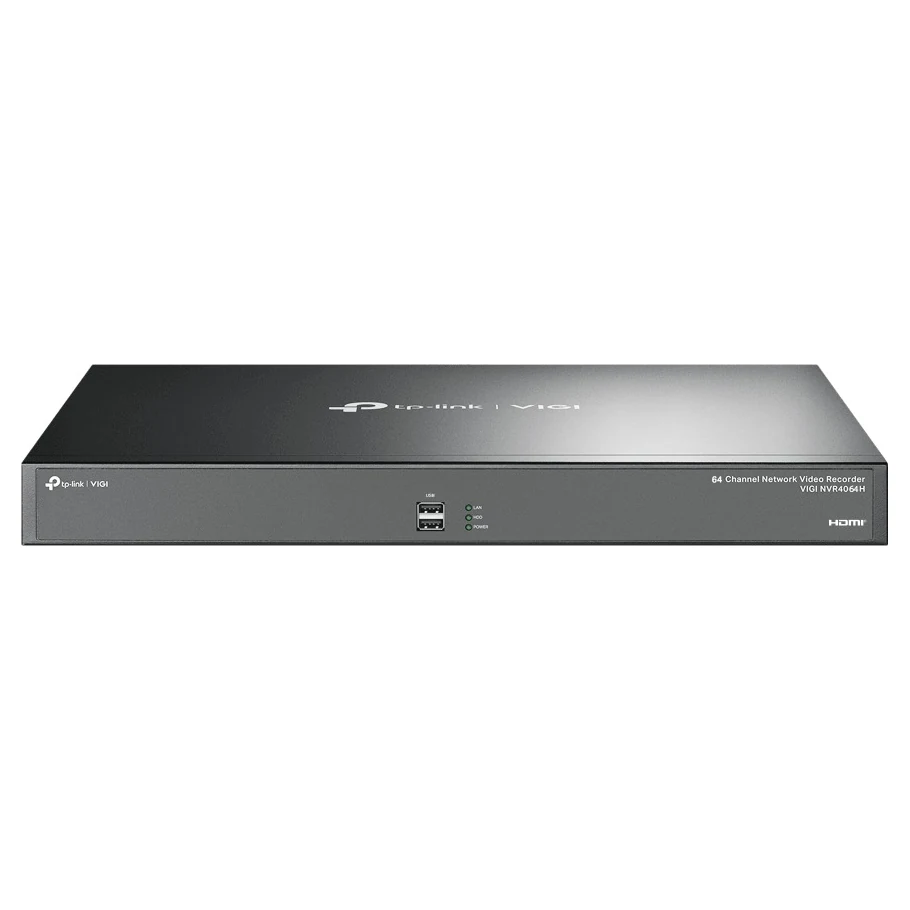 Zwarte 19-inch recorder van voren met de tekst 64 Channel Network Video Recorder, twee USB-poorten en statuslampjes